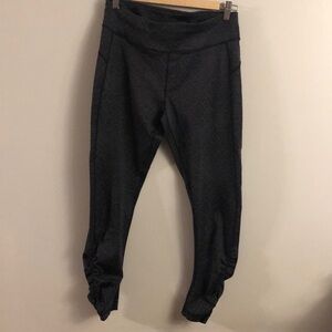 Bass workout leggings
